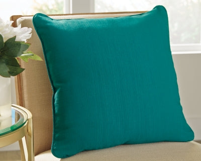 Jerold Pillow