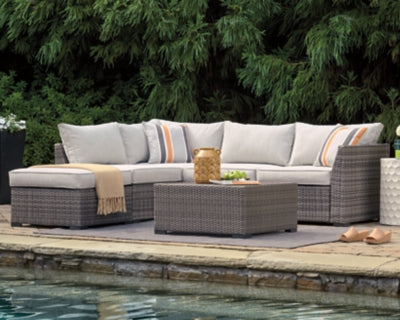 Cherry Point 4-piece Outdoor Sectional Set