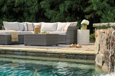 Cherry Point 4-piece Outdoor Sectional Set