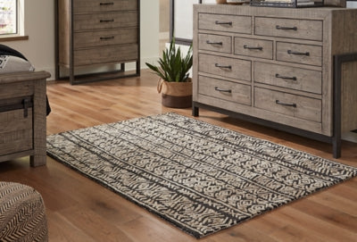 Holdner 5' x 7' Rug